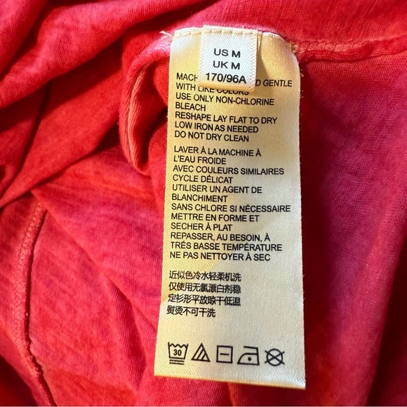 NWOT Maeve by Anthropologie Raspberry Slub Knit Dip Dyed V-Neck T-Shirt - Picture 4 of 5